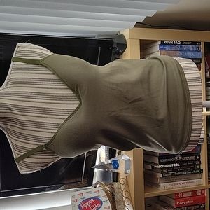 UNIQLO Cami Top w/built-in bra, Olive L